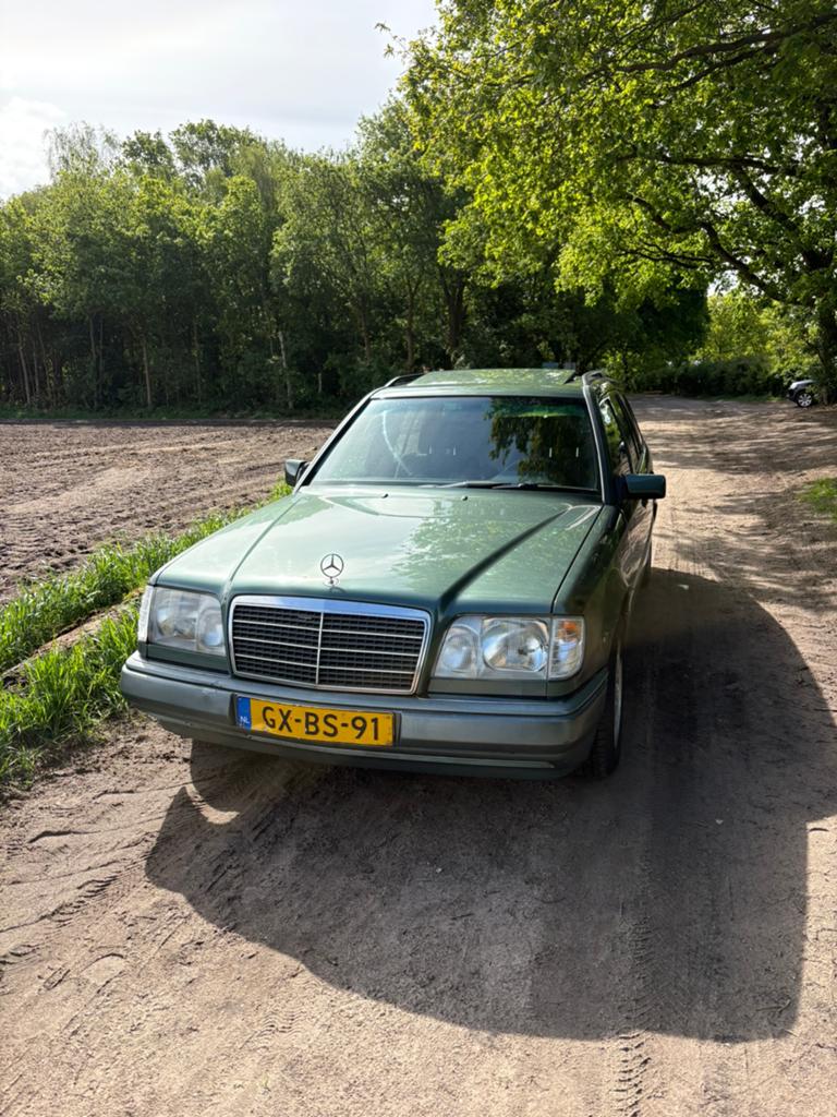 Mercedes- E280 Kombi AUT 1993, Auto's, Automaat, Achterwielaandrijving, Origineel Nederlands, Stationwagon