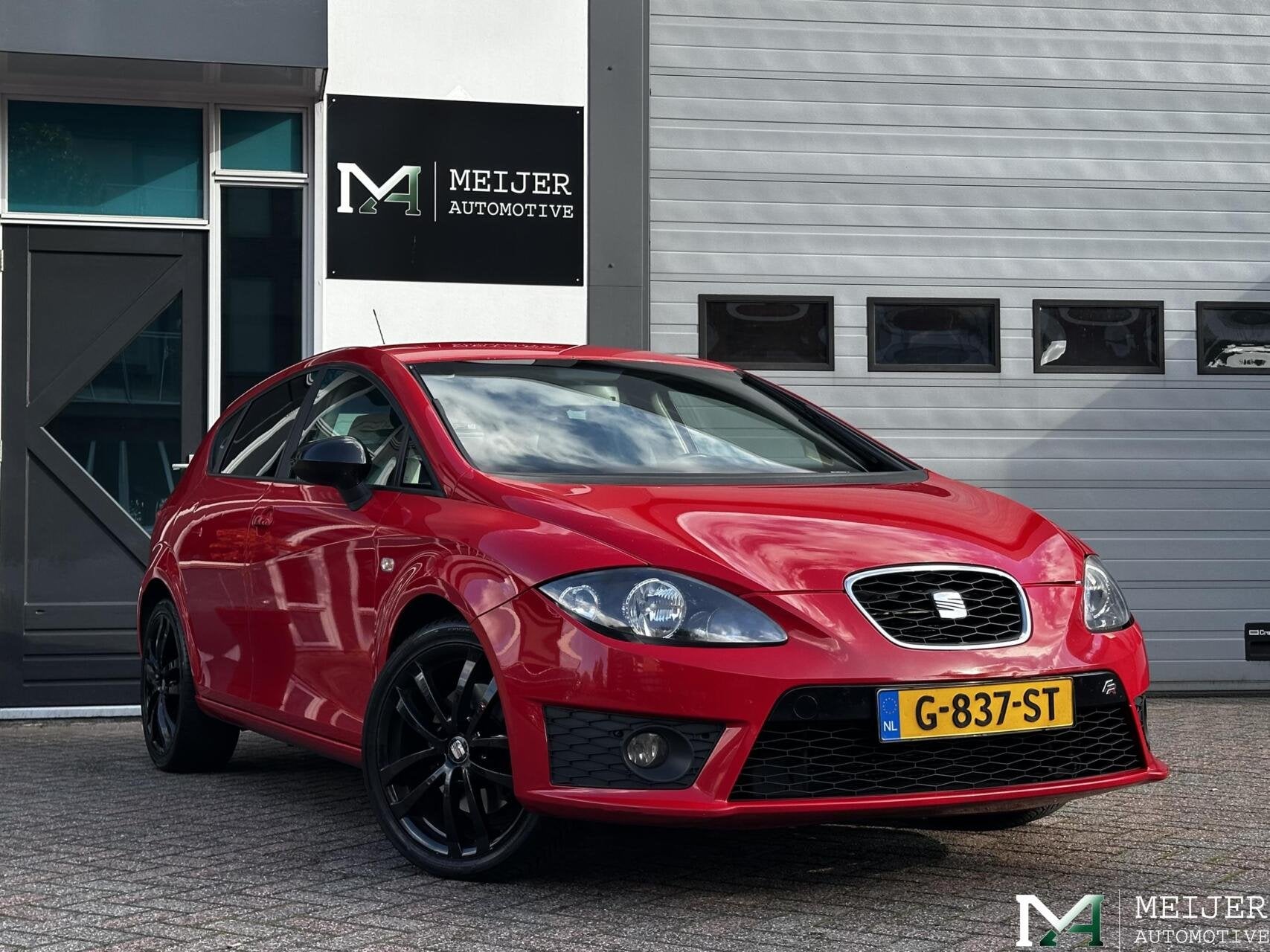SEAT Leon 2.0 TFSI FR|211PK|6-bak|Carplay|Camera|Cruise|PDC|, Auto's, Voorwielaandrijving, Euro 5, Gebruikt, 1295 kg