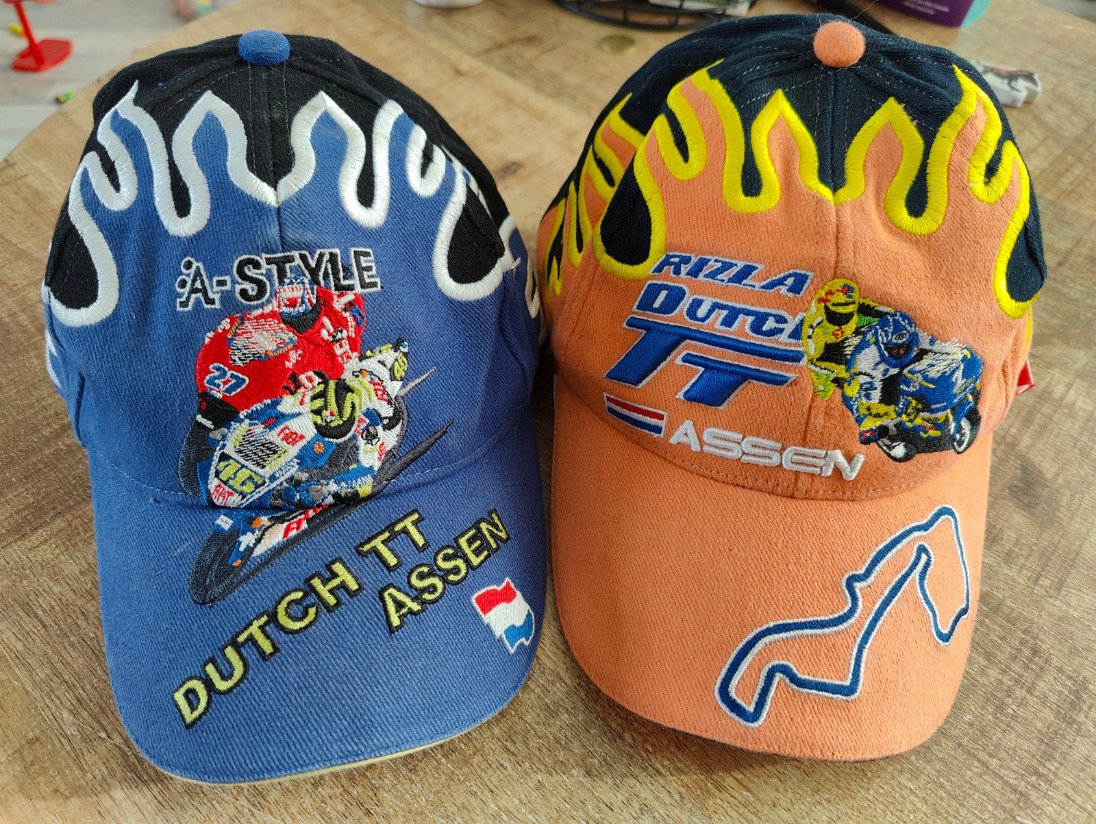 2x Dutch TT Assen Petten - A-Style & Rizla Dutch TT, Pet, Gedragen, A-Style, Rizla, One size fits all