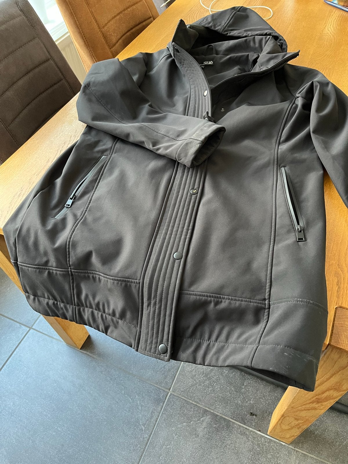 Norah Zwarte Softshell Jas Maat 40, Ophalen of Verzenden, Gedragen, Maat 38/40 (M), Zwart