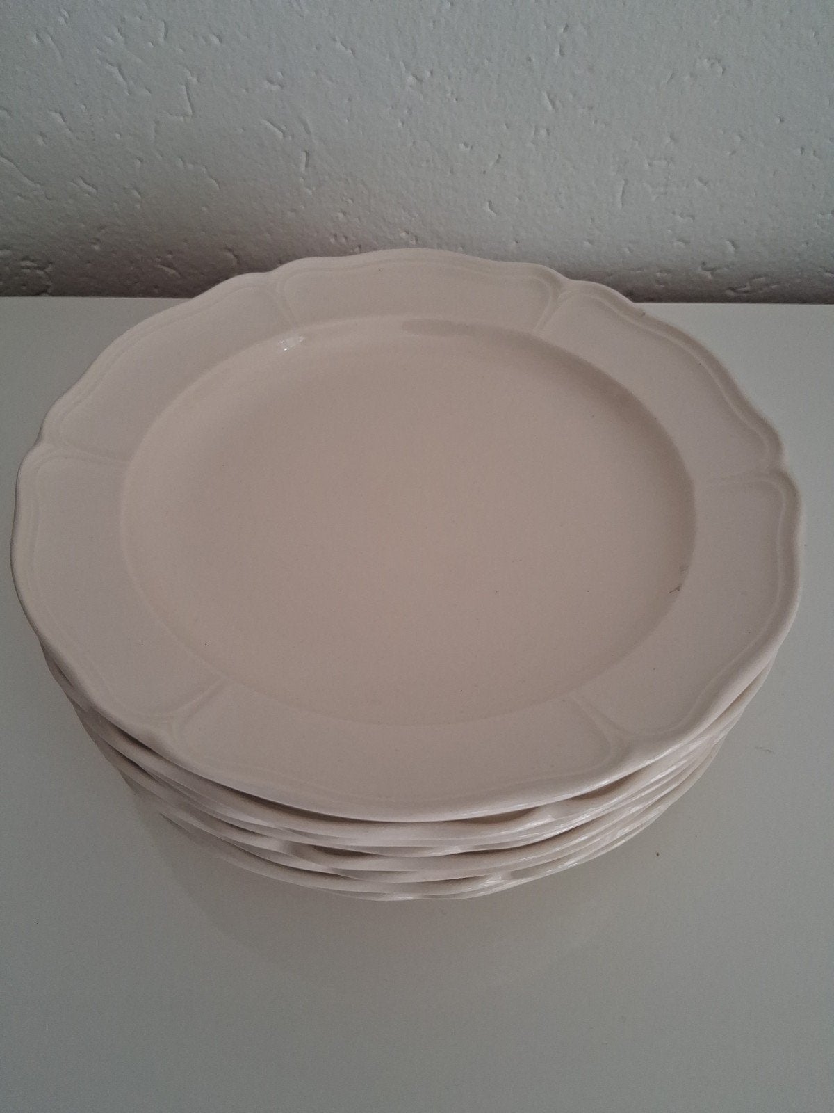 Wedgwood Queens Plain 6 ONTBIJT BORDEN 23 cm, Huis en Inrichting, Keuken | Servies, Ophalen of Verzenden, Zo goed als nieuw, Porselein