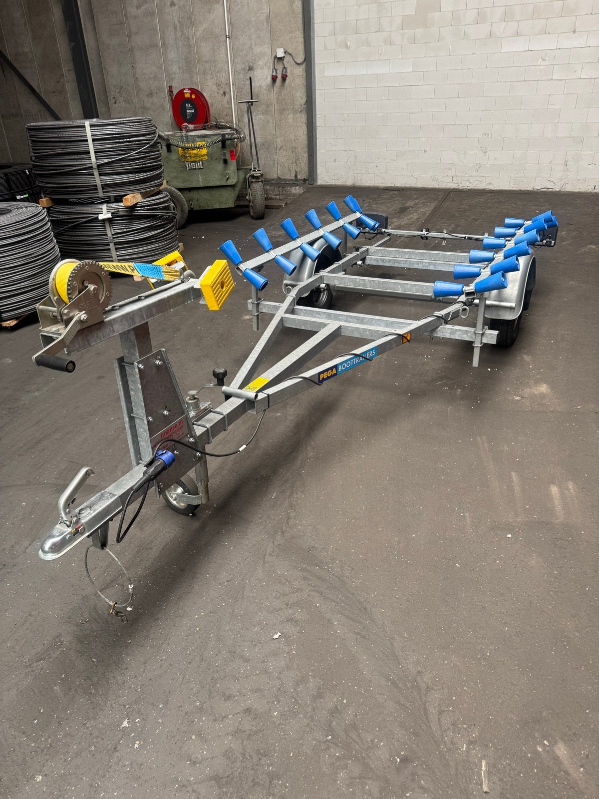 Pega Boottrailer - Zo goed als nieuw, Watersport en Boten, Boottrailers, Ophalen, Minder dan 1500 kg, Sloepentrailer, Minder dan 6 meter