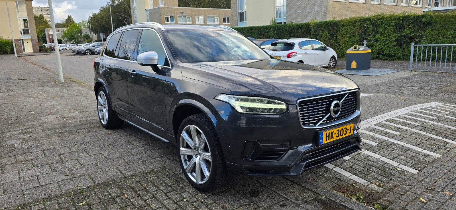 Volvo XC90 2.0 T8 Twin Engine AWD Pi-hy AUT 2015 Grijs, 1969 cc, 320 pk, 7 stoelen, Vierwielaandrijving