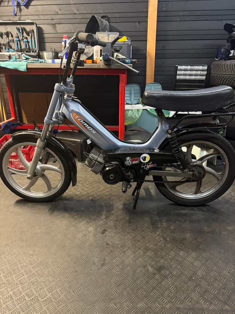 Tomos luxe 65 cc geldig blauw kenteken, Ophalen, 65 cc, Zo goed als nieuw, 2 versnellingen