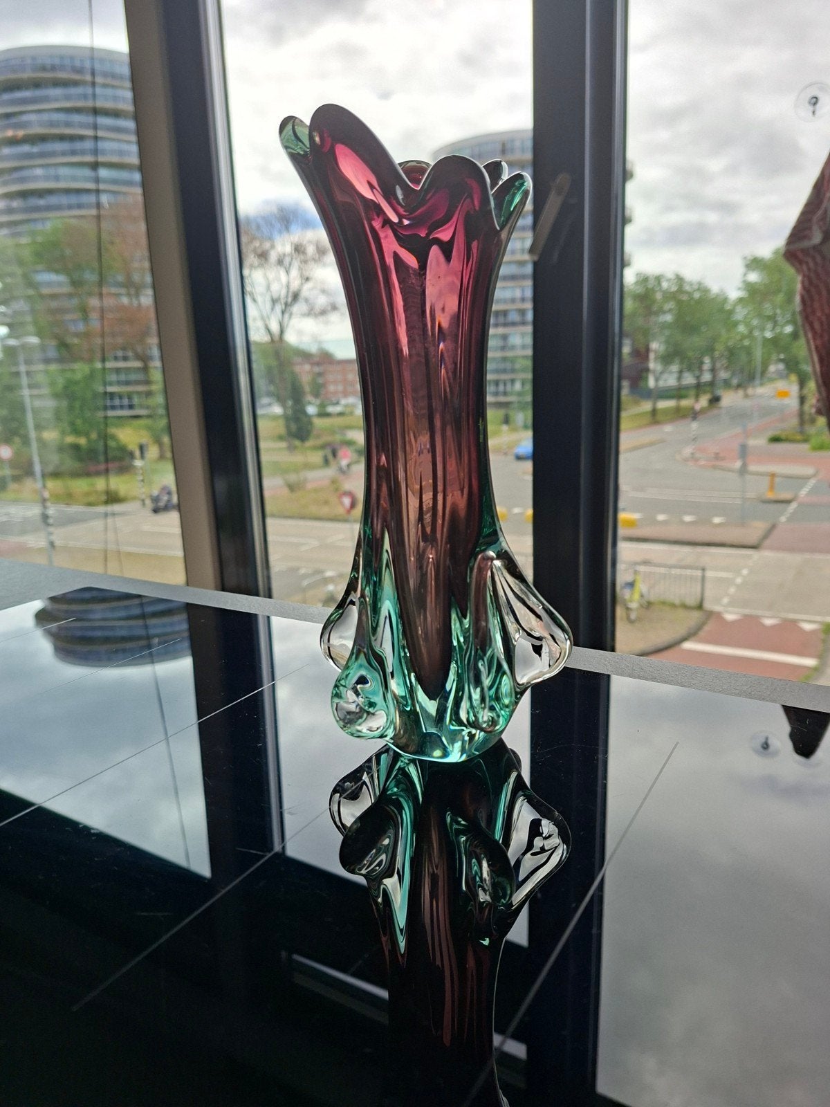 Vintage Murano vaas, paars/groen glas, Ophalen of Verzenden