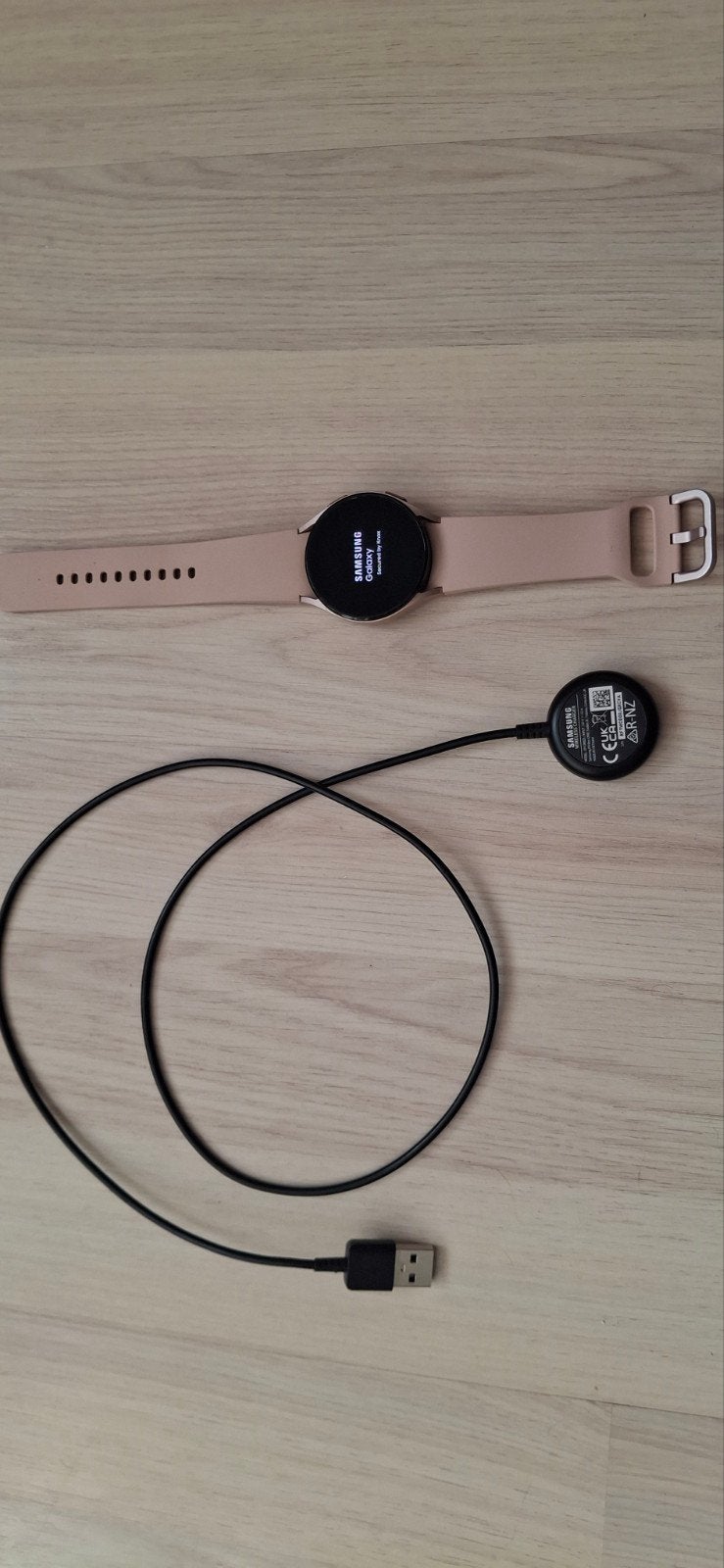 Samsung Galaxy Watch 4 - Roze/Goud - Zo goed als nieuw, Ophalen of Verzenden, Zo goed als nieuw, Samsung, Stappen