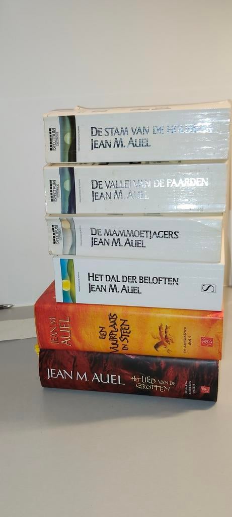 Serie Stam van Hollebeer, Ophalen, Gelezen