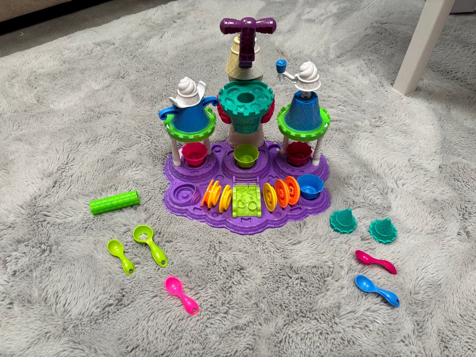 Play-Doh IJssalon Speelset (exclusief klei), Kinderen en Baby's, Speelgoed | Educatief en Creatief, Ophalen, Gebruikt, Knutselen