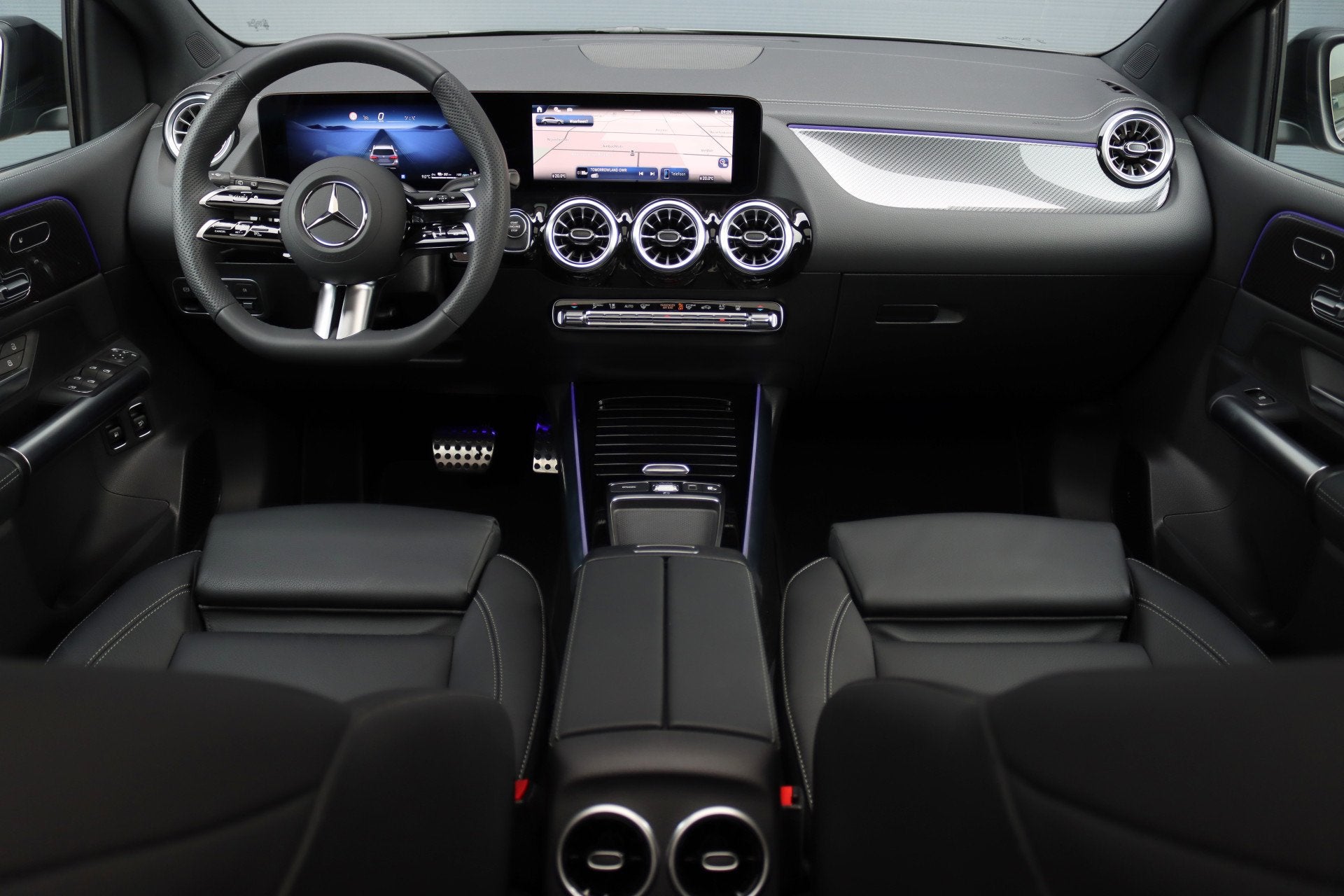 Mercedes-Benz B-Klasse 250 e AMG Line | Panoramadak | Memory, Gebruikt, 4 cilinders, 1650 kg, Bedrijf
