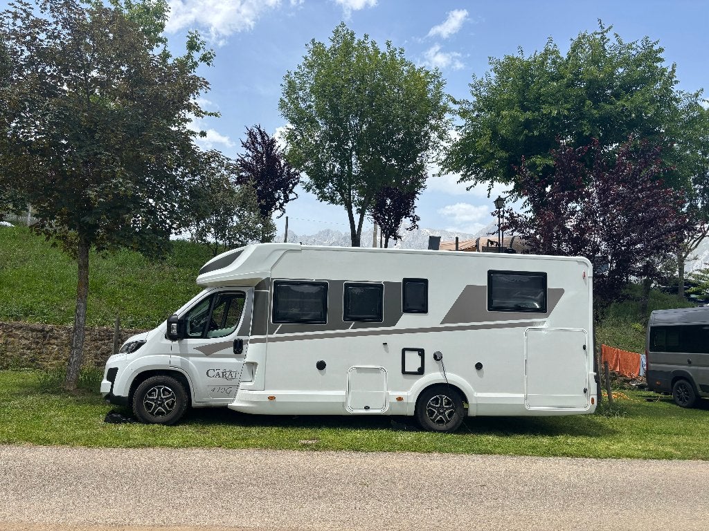 McLouis Carat 479G - all inclusive, Caravans en Kamperen, Campers, Automaat, Luifel, Fiat, Achteruitrijcamera