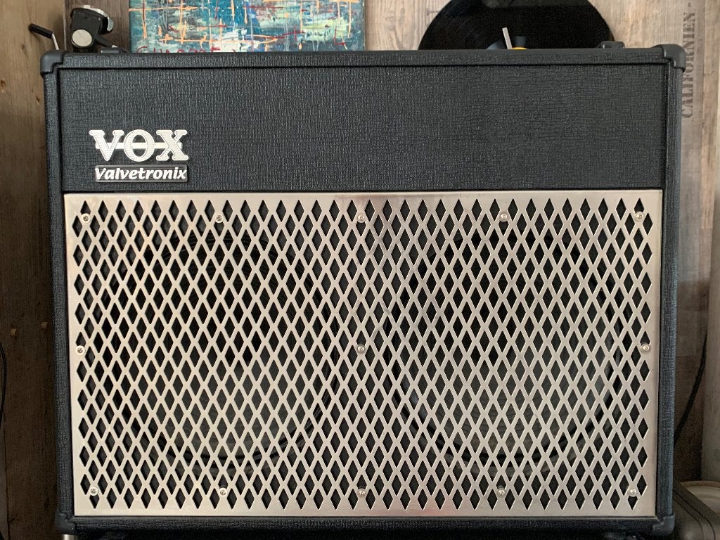 Vox 100 Watt Valvetronix Limited versterker, Ophalen, Zo goed als nieuw, Gitaar, 100 watt of meer