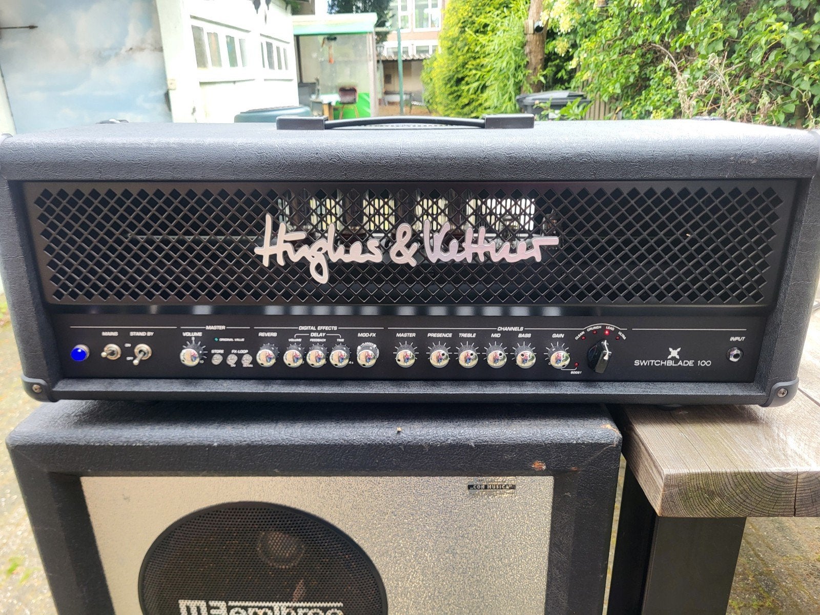 Hughes & Kettner Switchblade 100w met switch, Ophalen, Gebruikt, Gitaar, 100 watt of meer