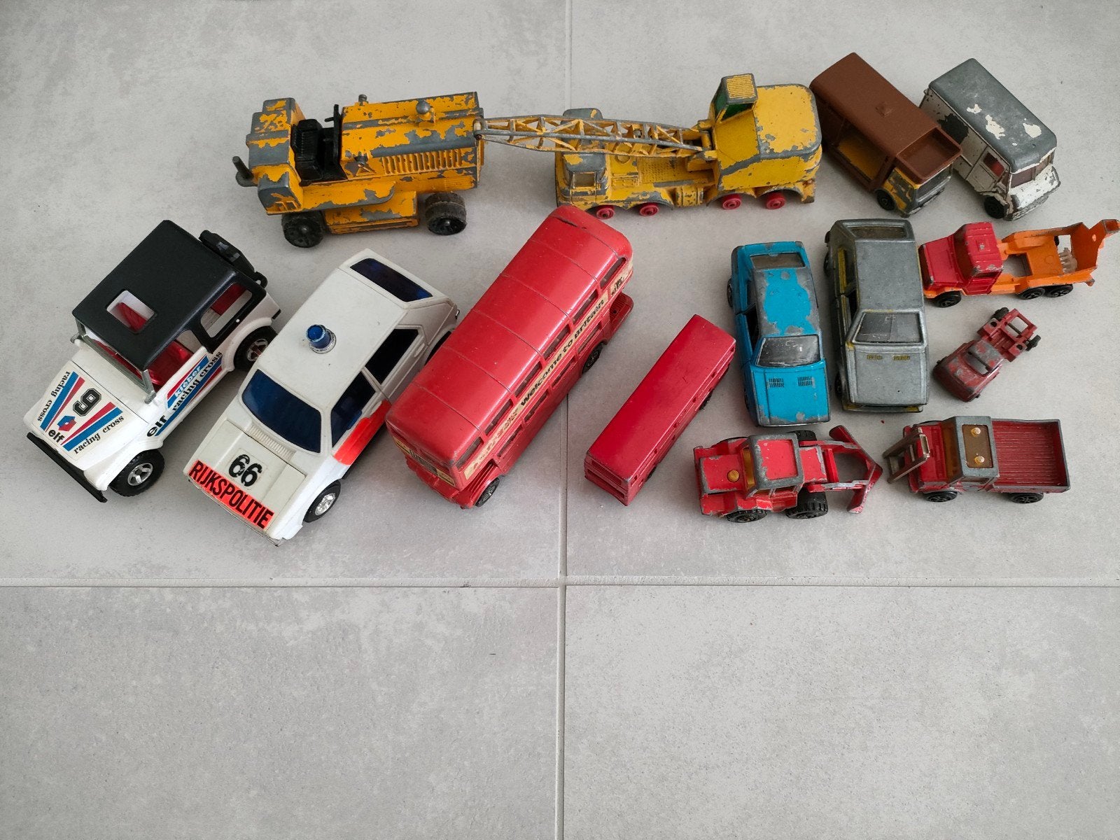 Model speelgoed auto's vintage, Ophalen