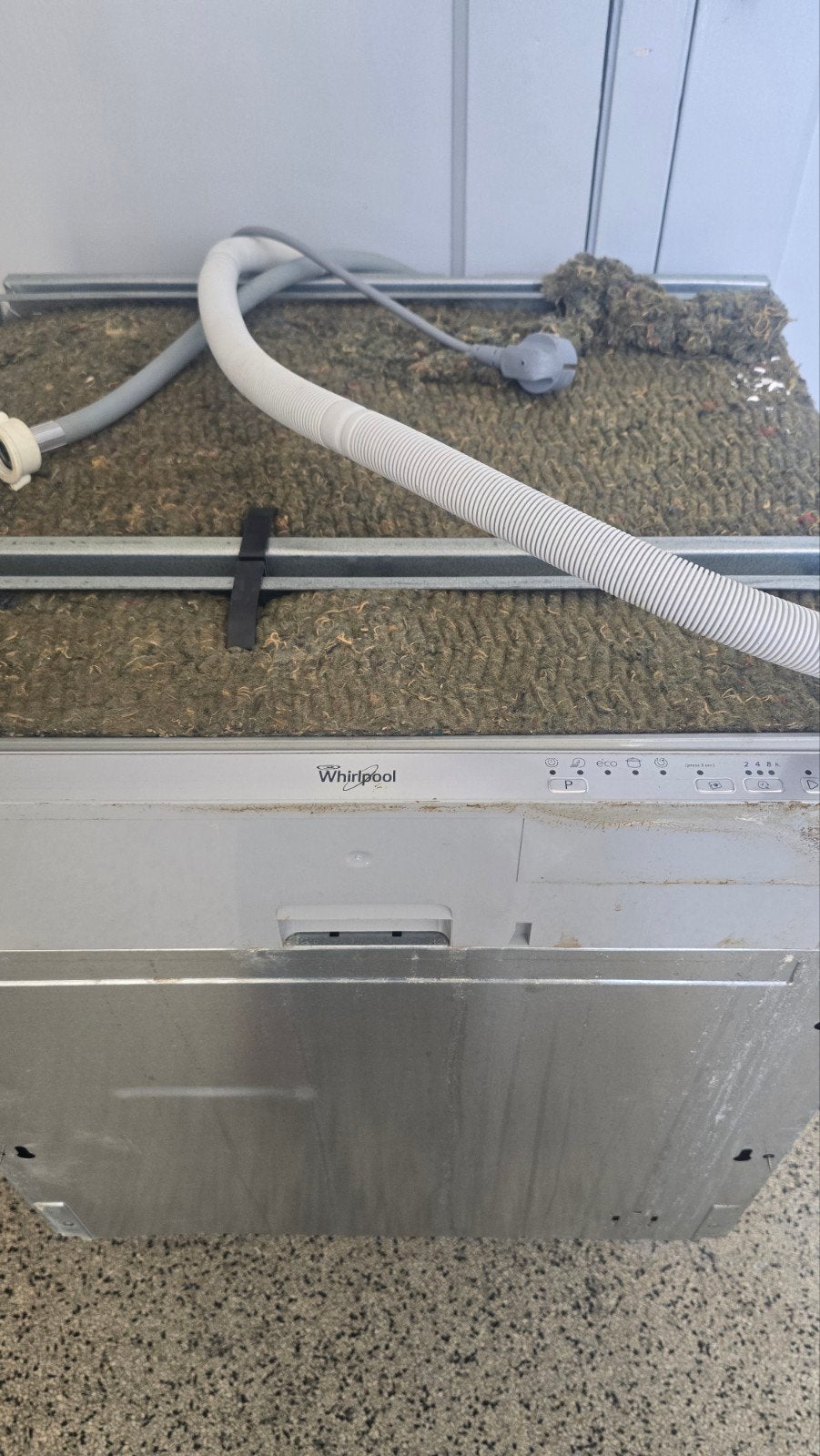 Whirlpool vaatwasser defect - gratis ophalen, Witgoed en Apparatuur, Vaatwasmachines, 60 cm of meer, Ophalen of Verzenden, Inbouw