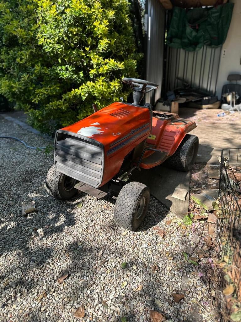Zitmaaier voor onderdelen - Husqvarna LR 120 (loopt niet), Tuin en Terras, Gebruikt, Ophalen of Verzenden, Versnellingen, 90 tot 120 cm