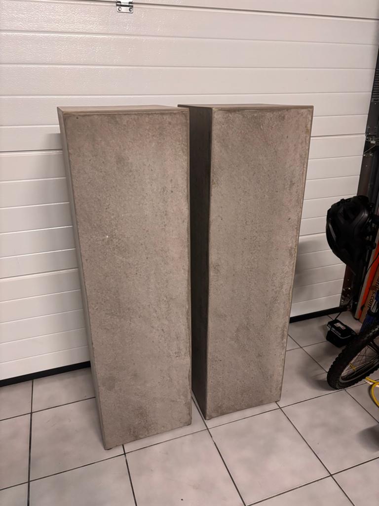 Set van 2 betonnen zuilen - betonlook 35 x 35 x 120 cm, Ophalen, Zo goed als nieuw