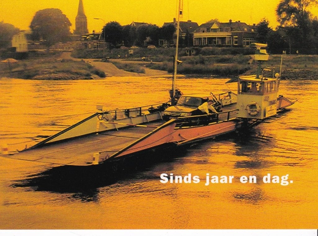 Veerpont Dieren-Olburgen -IJssel. -sinds jaar en dag -, Ophalen, Nieuw, Motorboot, Kaart, Foto of Prent