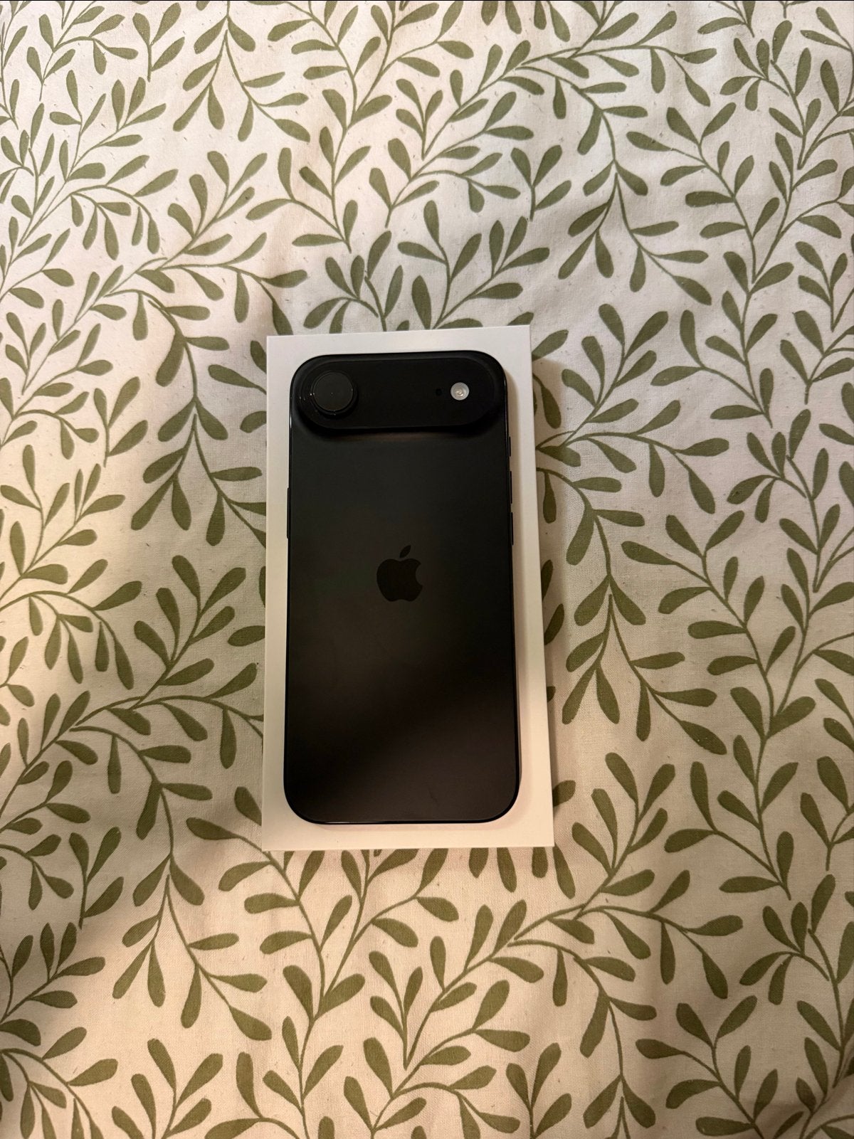 iPhone Air 256GB Zwart - Nieuwstaat, 100% batterijpercentage, Zwart, IPhone 15 Pro Max, Zo goed als nieuw, Zonder simlock