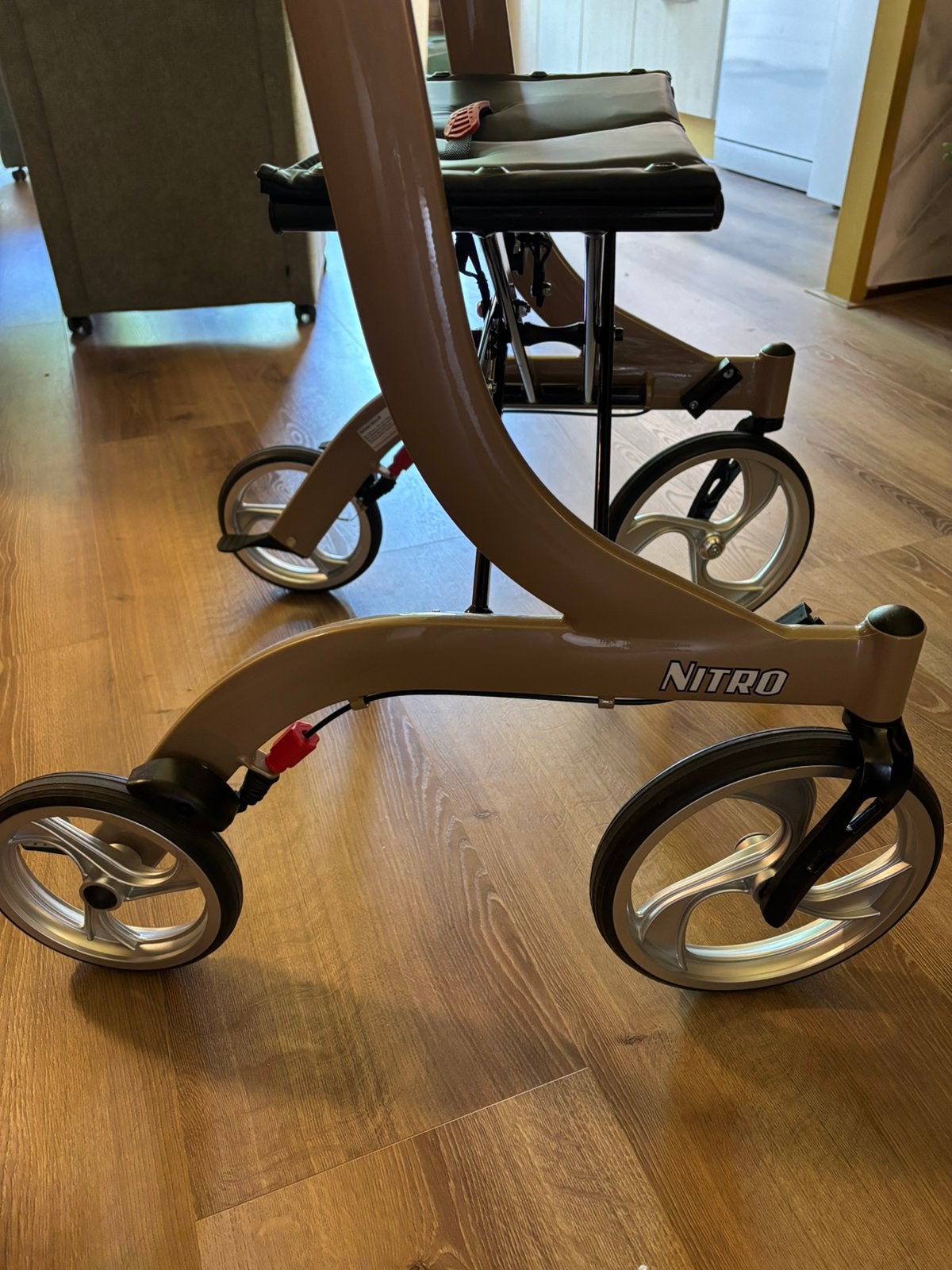 Als nieuwe rollator en…, Diversen, Rollators, Ophalen, Zo goed als nieuw