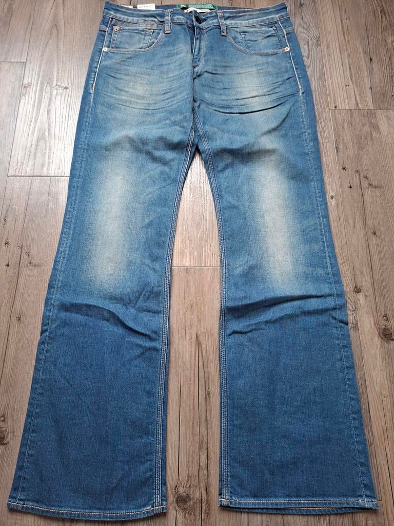 KUYICHI Wendy bootcut jeans W32 L32, Kleding | Dames, Spijkerbroeken en Jeans, Blauw, KUYICHI, Nieuw, Ophalen of Verzenden