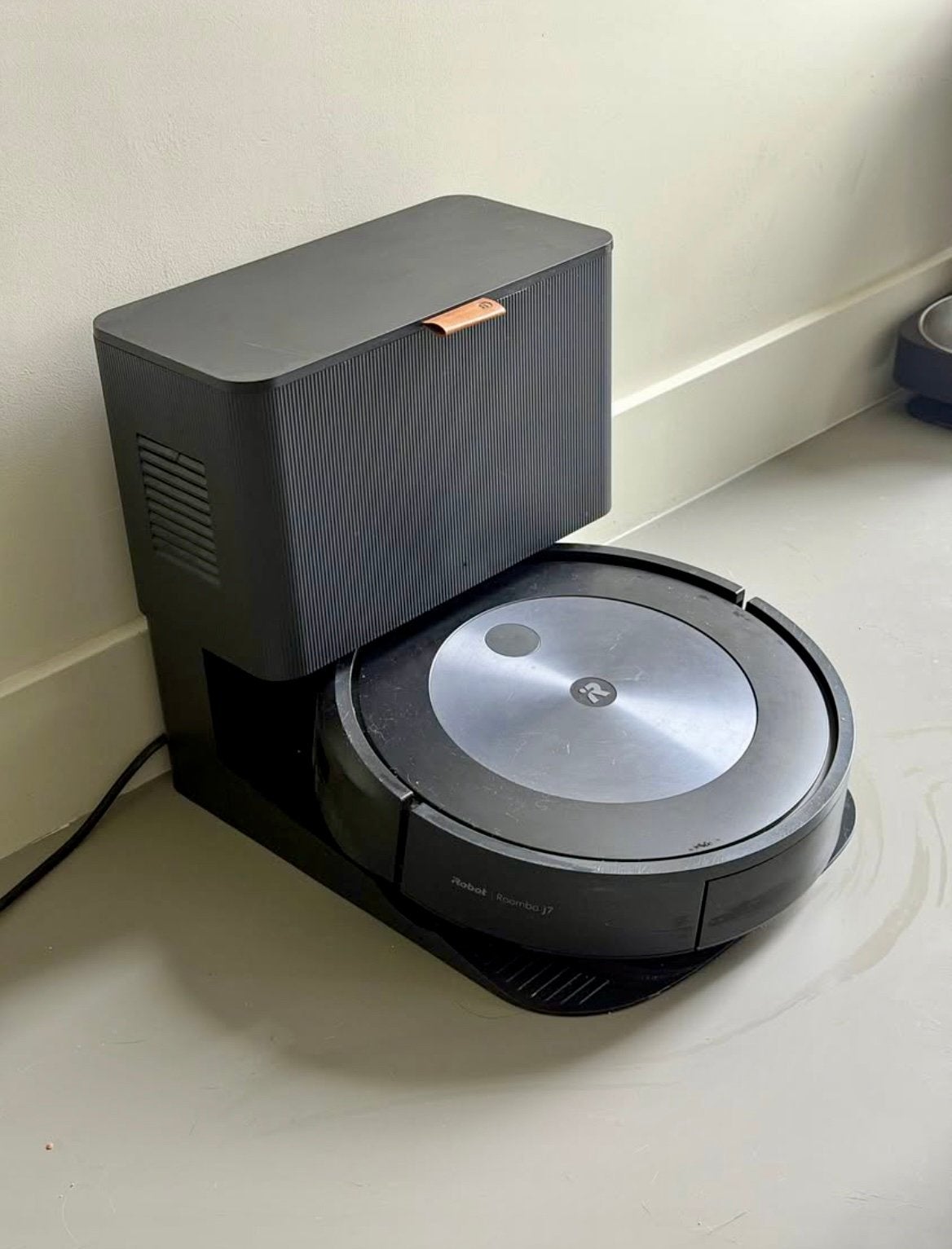Roomba j7+ Self-Emptying Robot Vacuum, Ophalen, Zo goed als nieuw