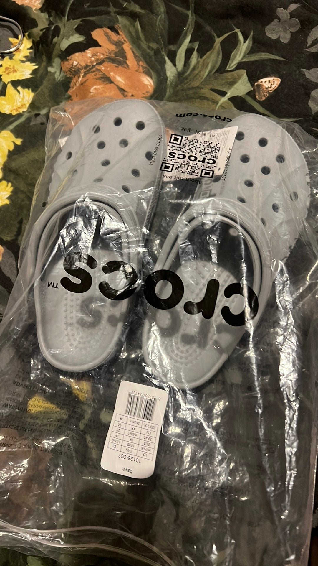 Nieuw crocs Baya grijs, Ophalen of Verzenden, Zo goed als nieuw, Jongen of Meisje