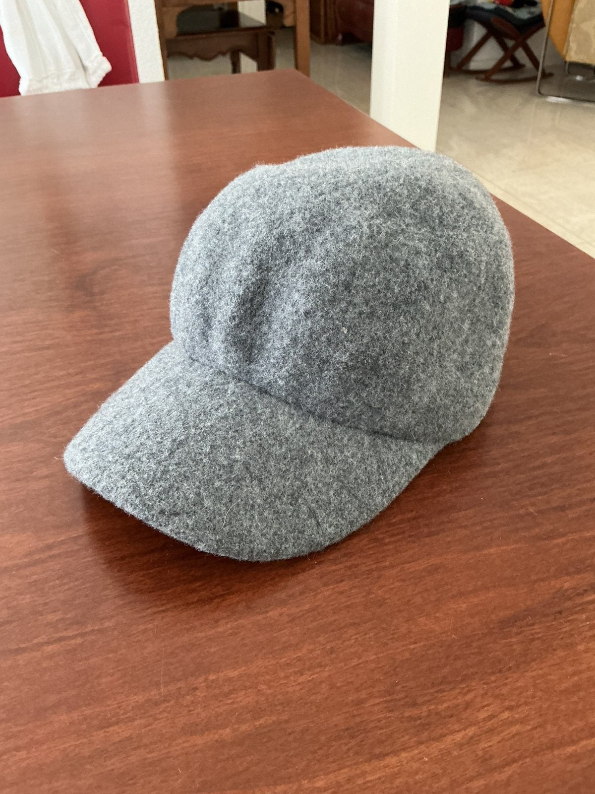 Wollen pet. Nieuw, Ophalen of Verzenden, Nieuw, One size fits all, Pet