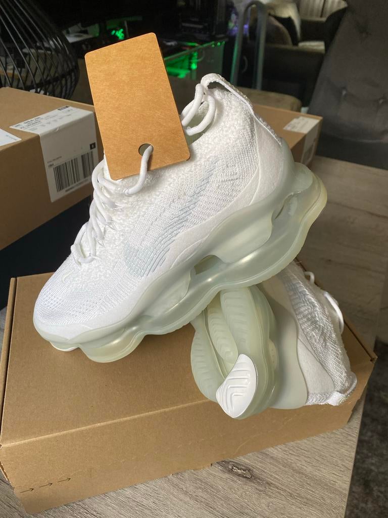 Nike Air Max Scorpion Triple White Maat 41 Nieuw in Doos, Ophalen, Wit, Nieuw, Sneakers of Gympen