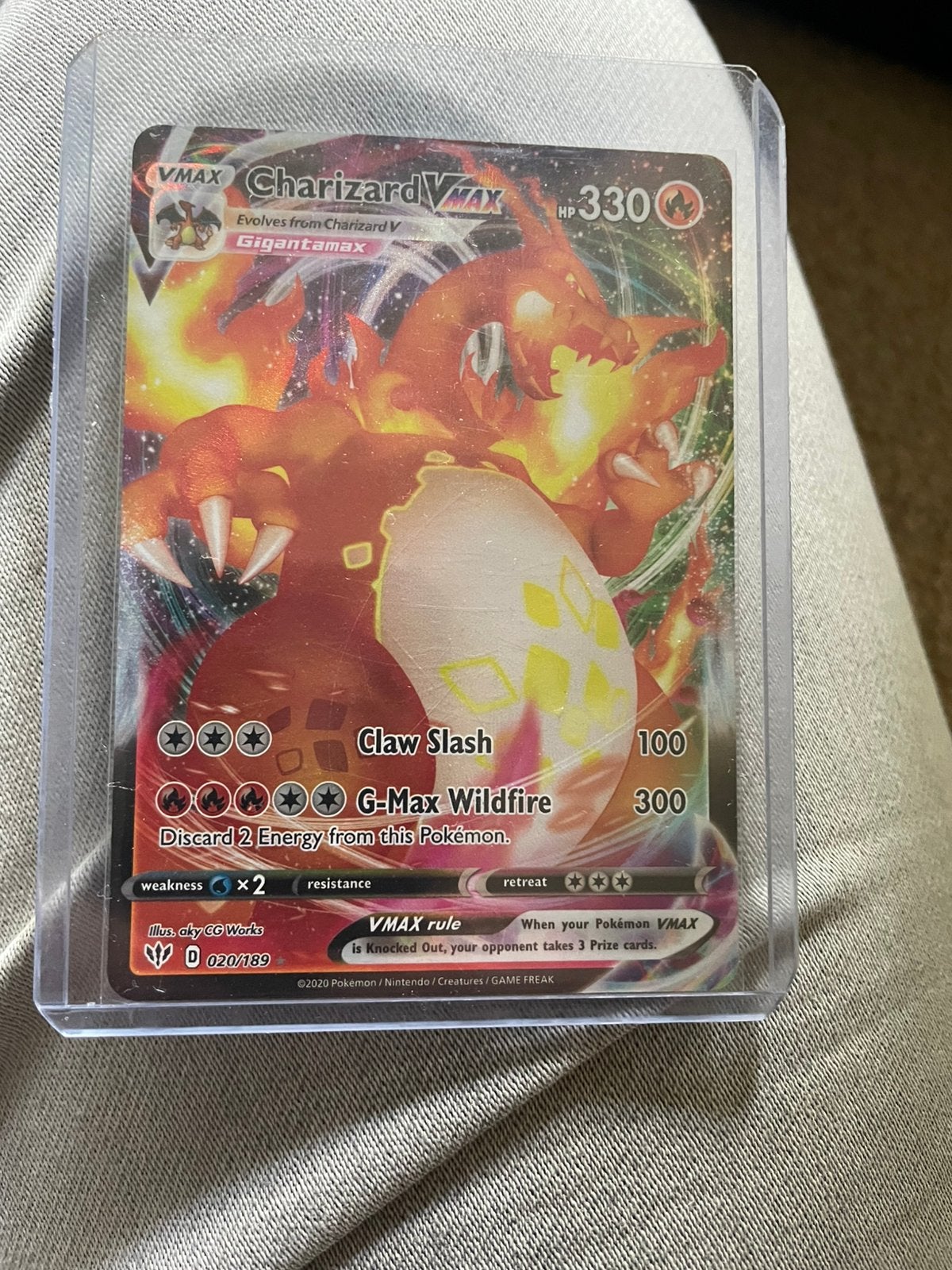 Charizard Vmax in prachtige staat, Ophalen, Zo goed als nieuw, Losse kaart