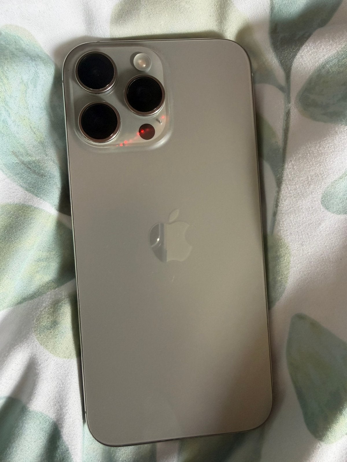 reserve, Ophalen, Zo goed als nieuw, Wit, 512 GB