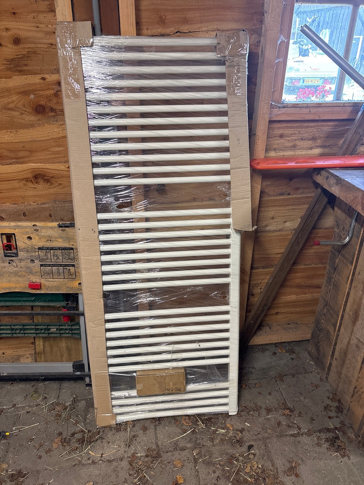 Nieuwe handdoekradiator, nog in verpakking, Doe-het-zelf en Verbouw, Ophalen, Radiator, Nieuw, 60 tot 150 cm