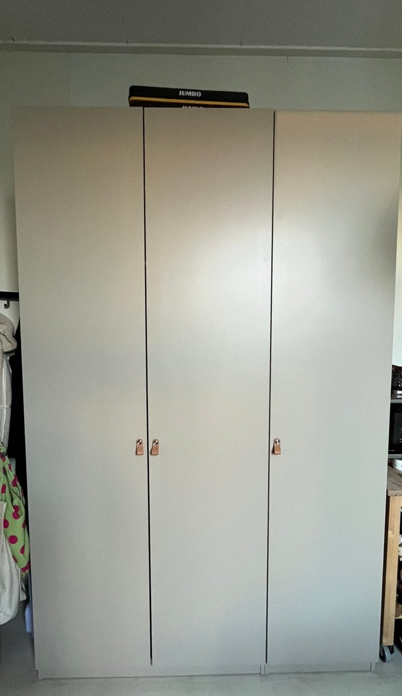 Gloednieuwe IKEA grote kast - veel opbergruimte, Ophalen, 100 tot 150 cm, 200 cm of meer, Zo goed als nieuw