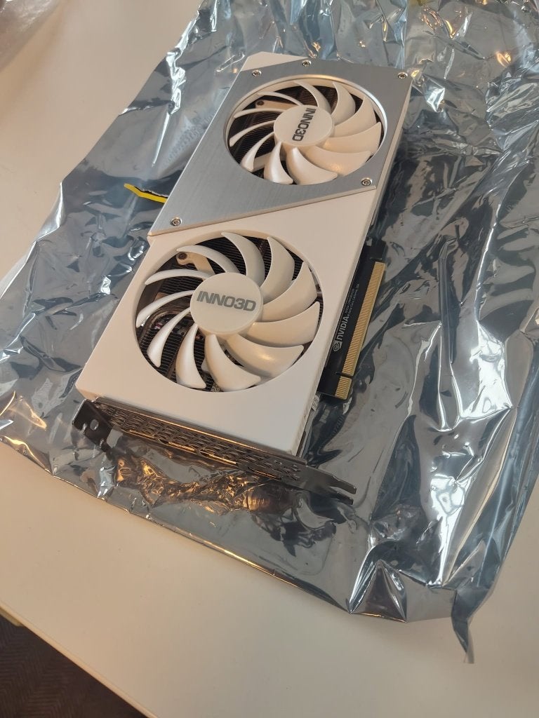 INNO3D GeForce RTX 4070 TWIN OC WHITE X2 12GB GDDR6, Computers en Software, Videokaarten, Ophalen, GDDR6, PCI-Express 4, Zo goed als nieuw