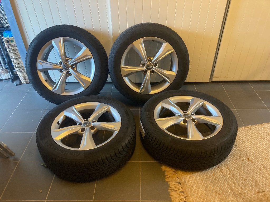 19 inch Continental winterbanden met originele Audi velgen, Gebruikt, Banden en Velgen, Winterbanden, 235 mm