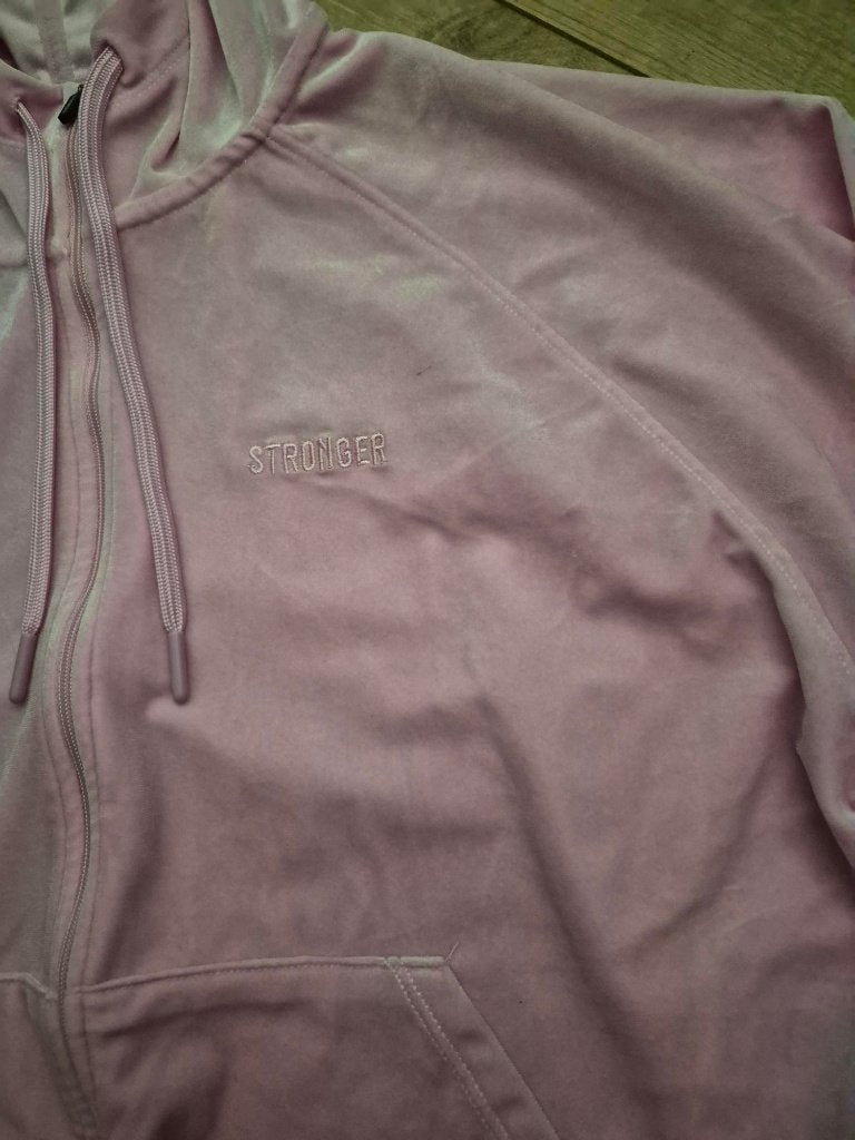 Stronger fluweel/velours pak Roze maat S, Ophalen, Overige typen, Nieuw, Stronger