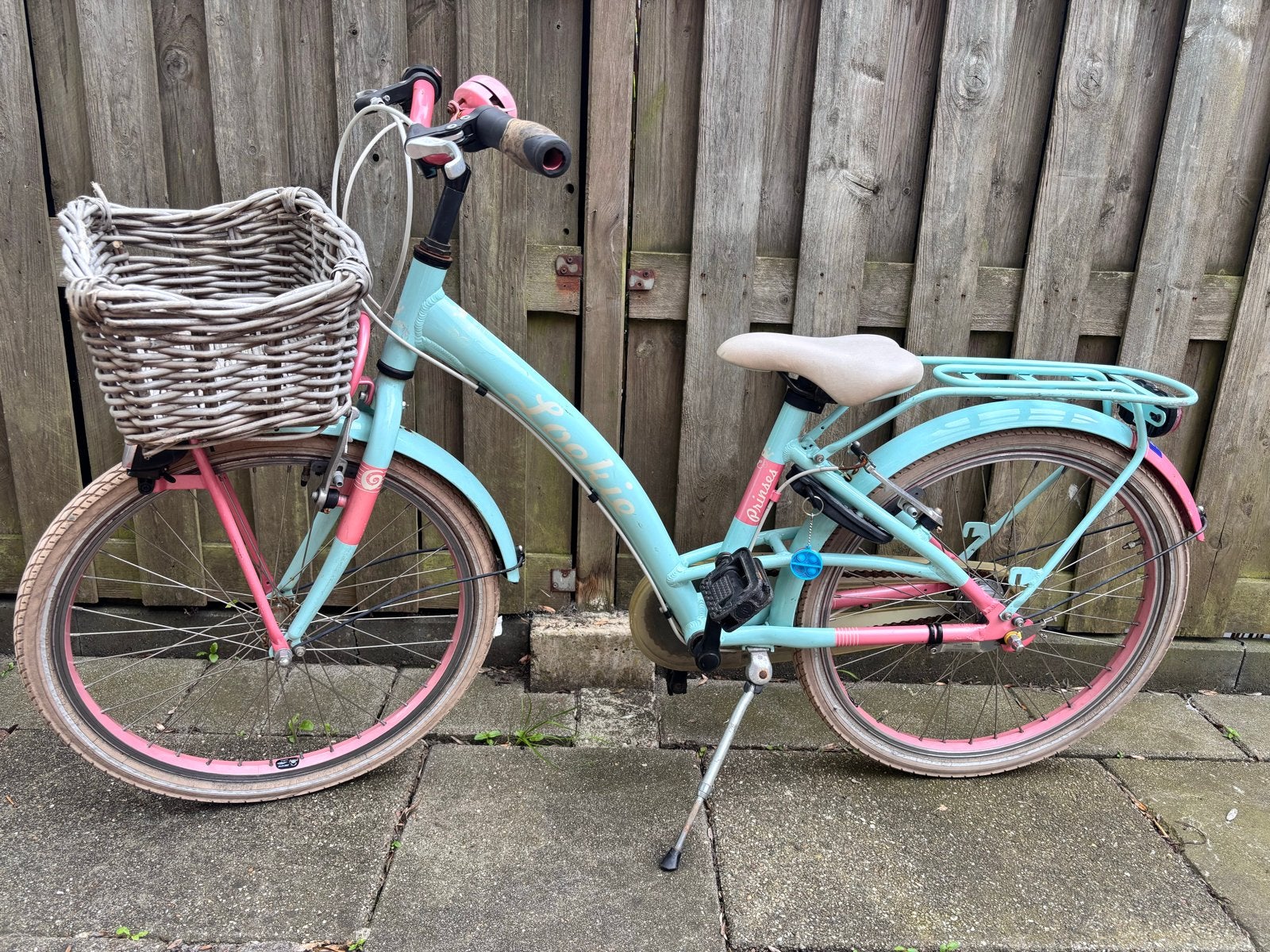 Loekie fiets 22 inch met versnellingen, Fietsen en Brommers, Fietsen | Kinderfietsjes, Ophalen, Gebruikt, Velgrem, 20 inch of meer