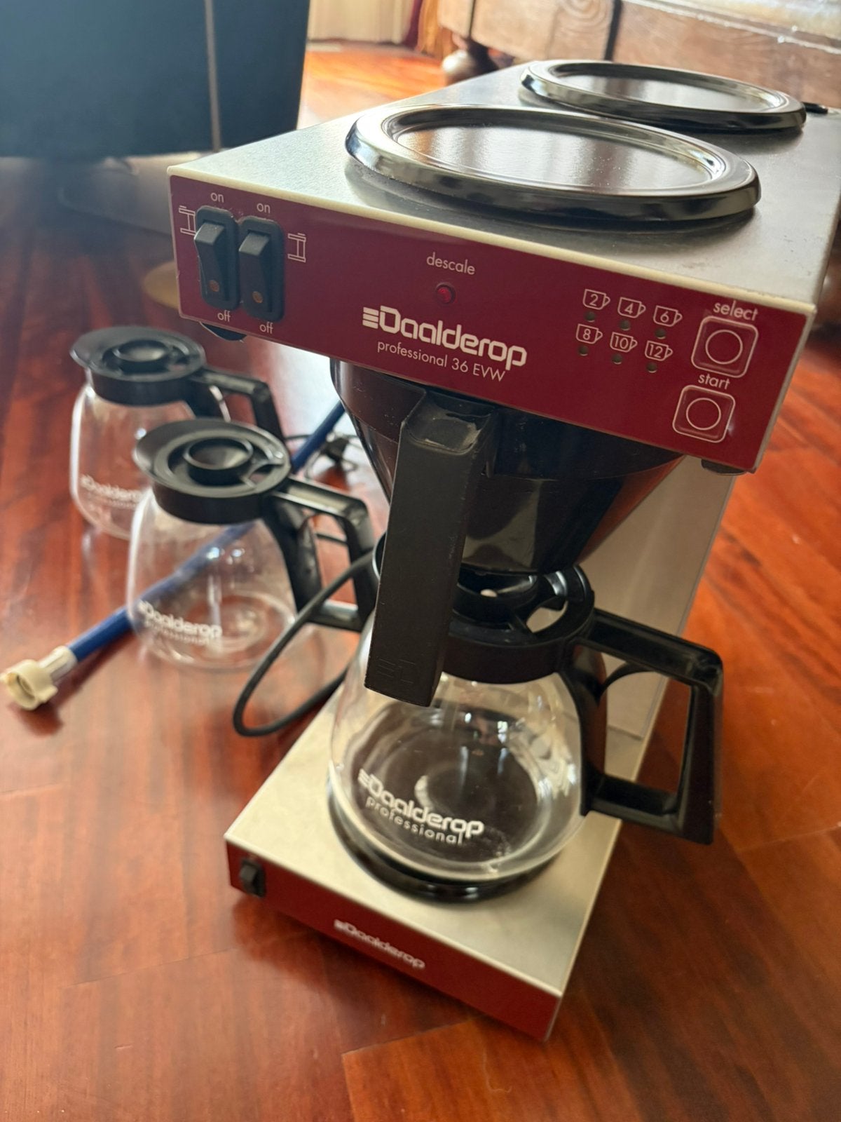Daalderop Professional 36 EVW koffiezetapparaat + 3 kannen, Witgoed en Apparatuur, Koffiezetapparaten, 10 kopjes of meer, Ophalen