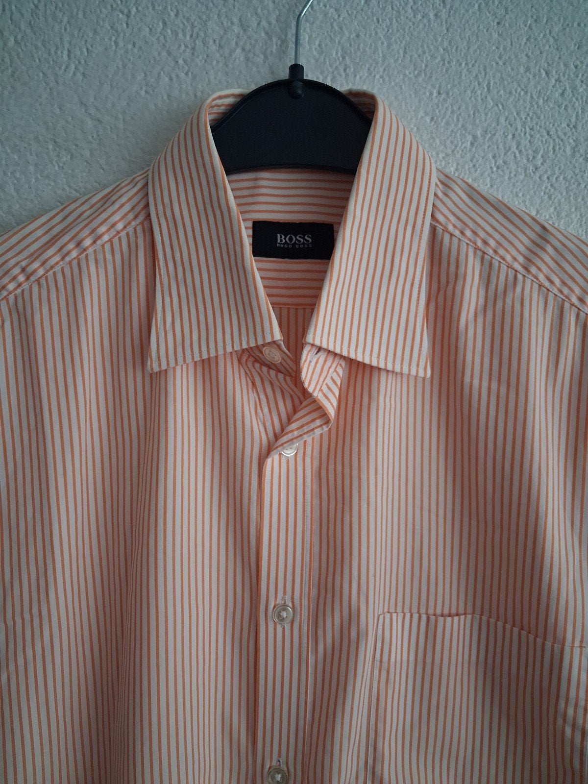 Stijlvol Oranje Gestreept Overhemd van BOSS, Maat 39, Kleding | Heren, Overhemden, BOSS, Oranje, Zo goed als nieuw, Halswijdte 39/40 (M)