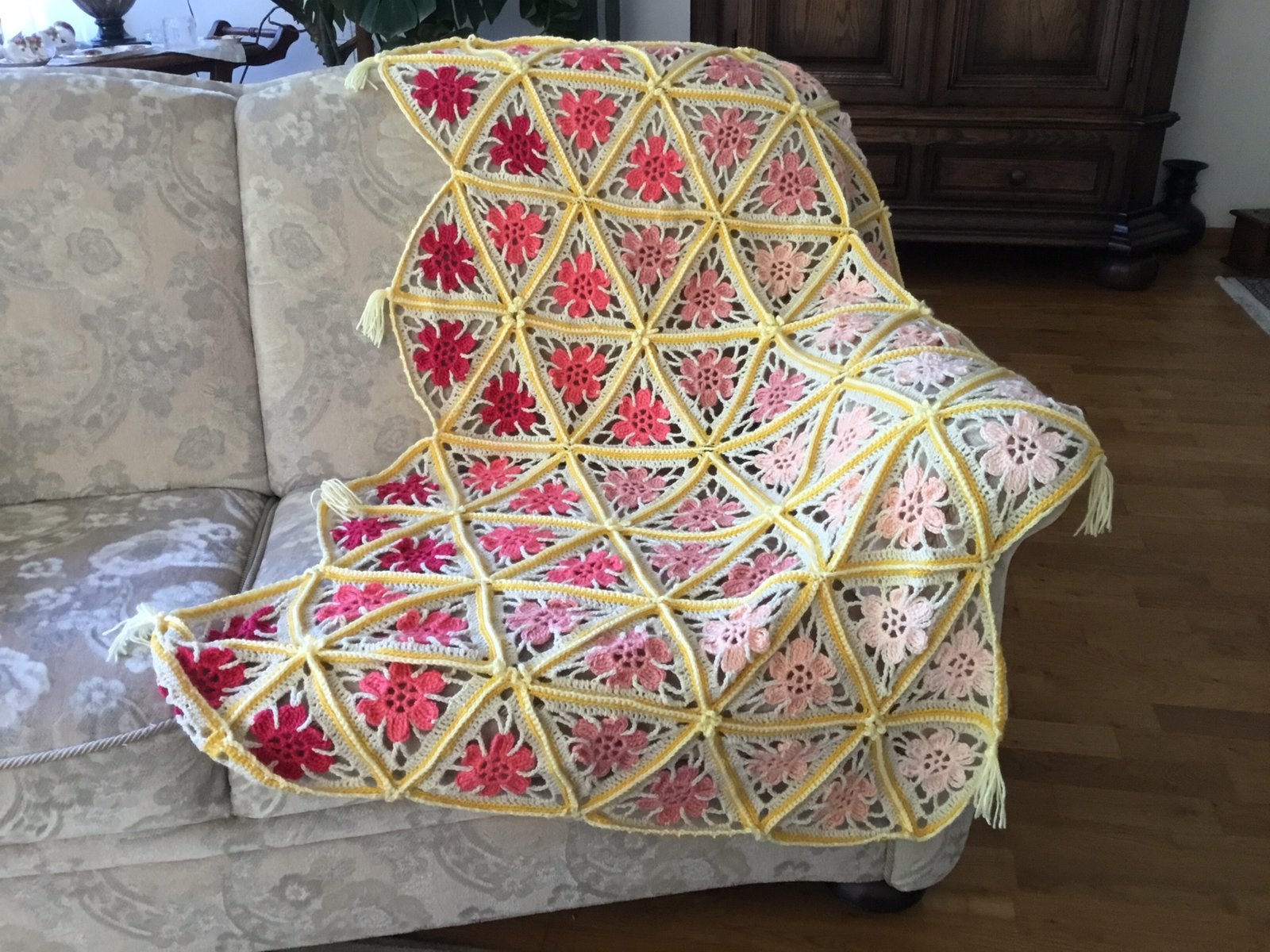 Gehaakte plaid / omslagdoek., Ophalen of Verzenden, Nieuw