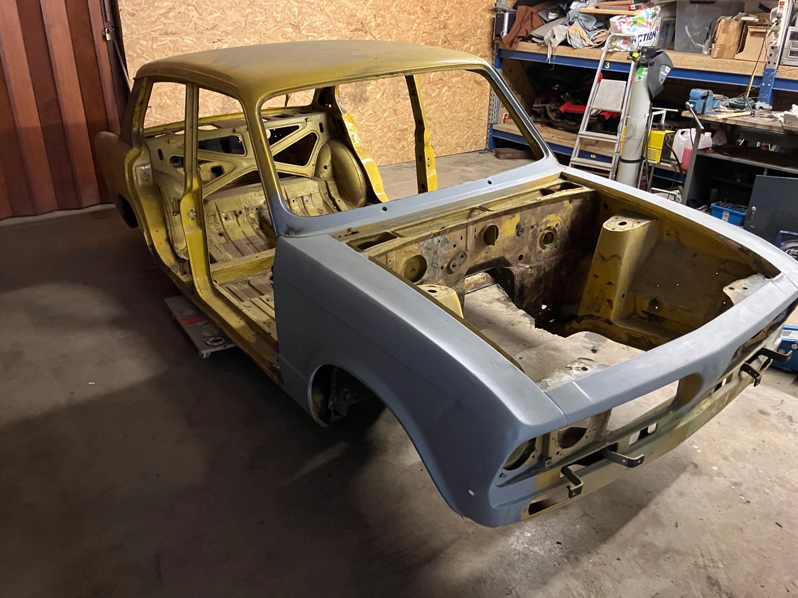 Triumph Dolomite Carrosserie - Restauratieproject, Auto-onderdelen, Ophalen, Gebruikt, Voor, Triumph