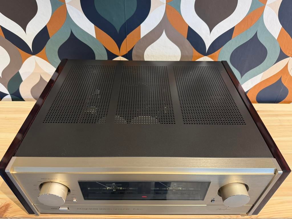 Accuphase E-405, NIEUWSTAAT, met garantie, Contact@vintageaudiobreda.nl, Zo goed als nieuw, Bosschendijk 193b, 120 watt of meer