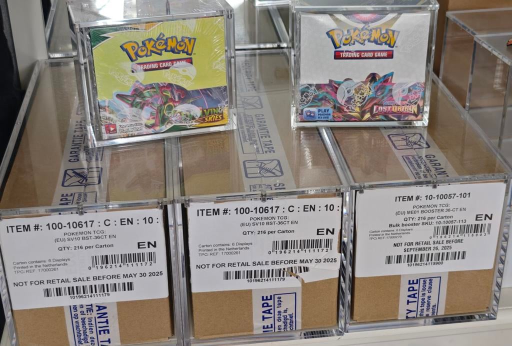 📦 Pokémon sealed cases & booster boxes 📦, Ophalen of Verzenden, Nieuw, Boosterbox