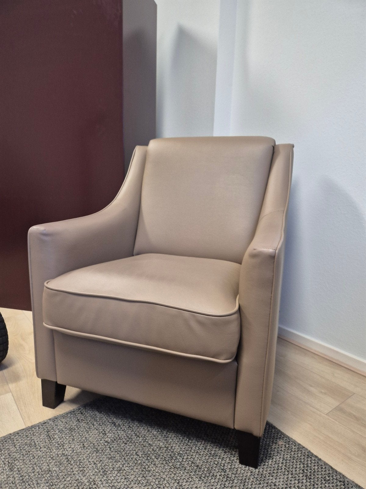 Drie zo goed als nieuwe fauteuils in leverkleur, Ophalen, Leer, Zo goed als nieuw, Drie