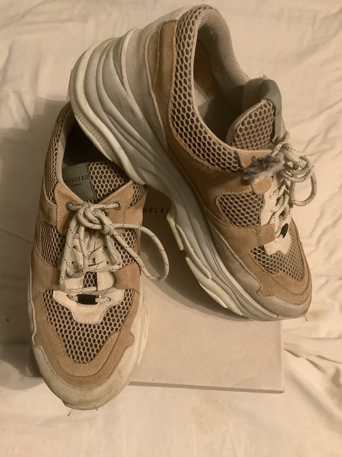 Selected Femme Gavina Trainer B Sand Sneakers, Ophalen of Verzenden, Gedragen, Beige, Sneakers of Gympen