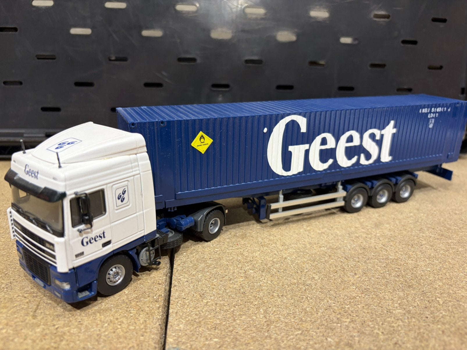 TEKNO DAF 95XF VD GEEST CONTAINER TRANSPORT, Ophalen of Verzenden, Gebruikt, Bus of Vrachtwagen, Tekno