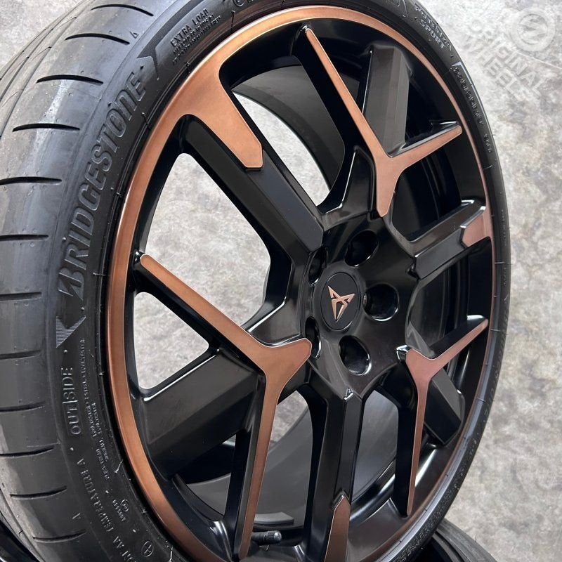 19 inch originele velgen + zomerbanden Cupra Leon 5FA601025A, Auto-onderdelen, Banden en Velgen, 19 inch, Gebruikt, -, -