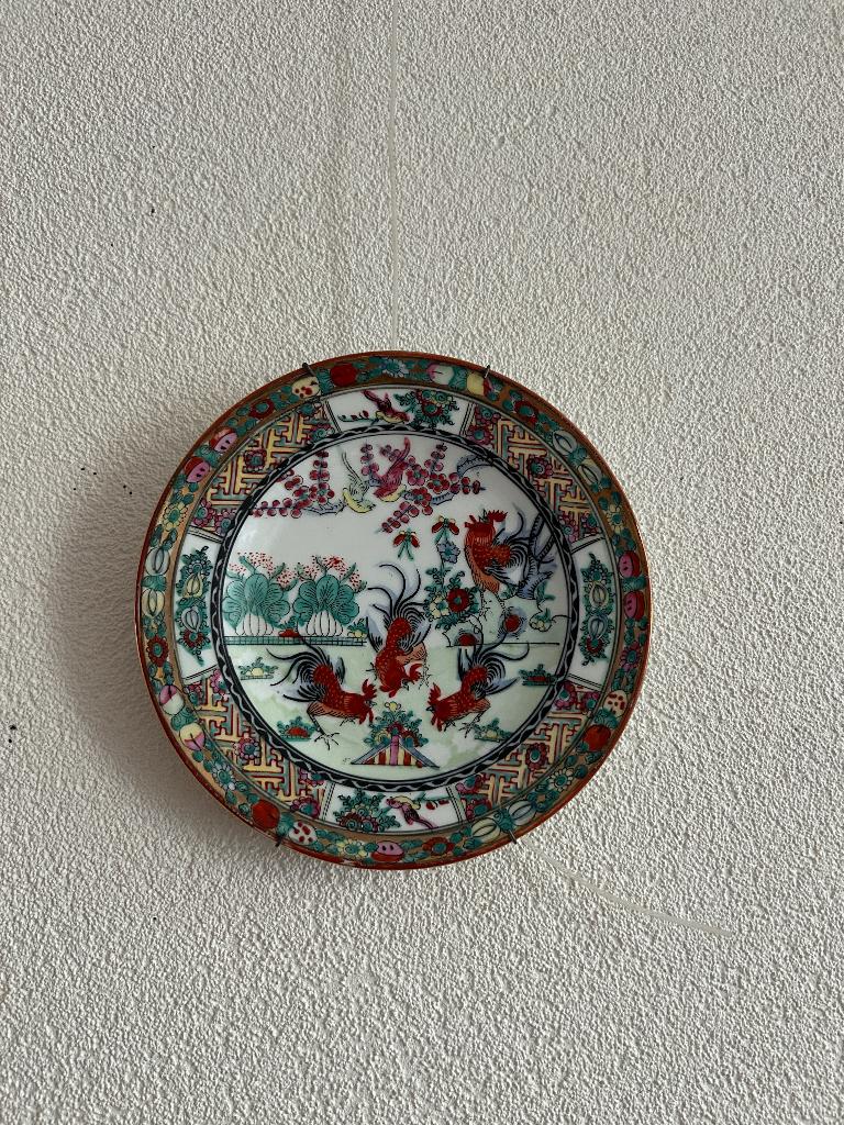 Antieke Chinese porseleinen bord familie Rose qianlong hanen, Ophalen of Verzenden