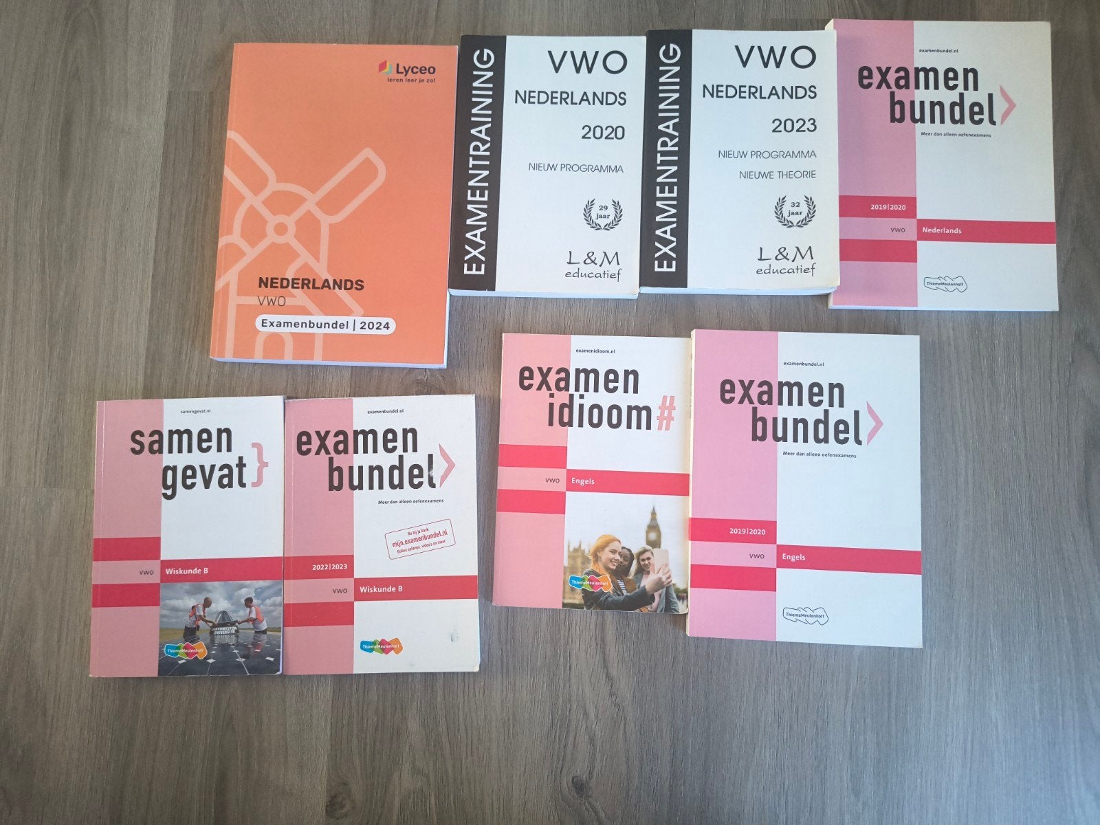 Examenbundels en examentraining VWO Ned, Engels, Wiskunde B, Boeken, Ophalen of Verzenden, Gelezen, VWO, Nederlands