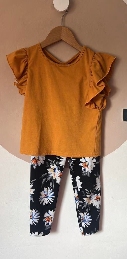 Setje maat 110, Ophalen of Verzenden, Gebruikt, Meisje, Setje