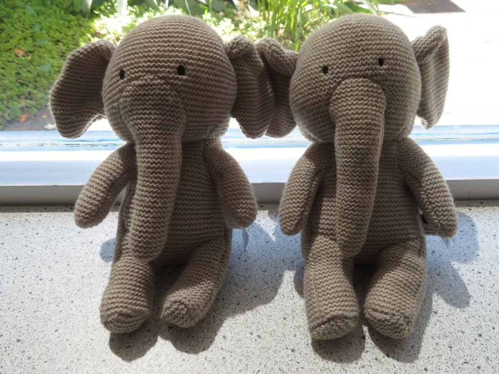 Olifant van Hema zacht grijs gebreid meet ca 30 cm, Kinderen en Baby's, Speelgoed | Knuffels en Pluche, Hema, Grijs, Wasbaar, Ophalen of Verzenden